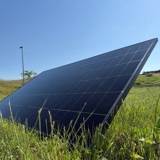 Kits solaires plug and start économiques et compact TETRADIS.